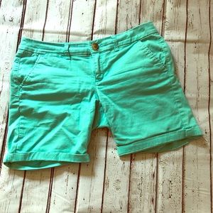 American Eagle Bermuda Shorts